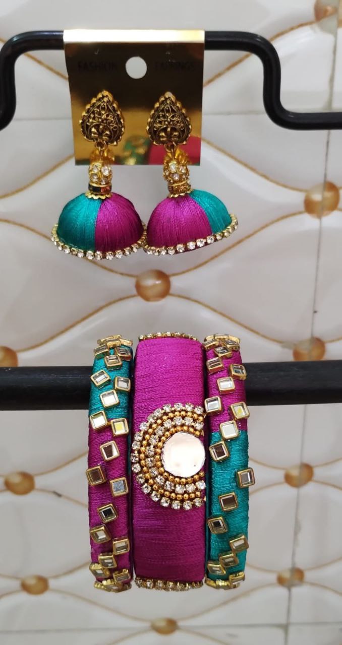 Double colour with stud earring